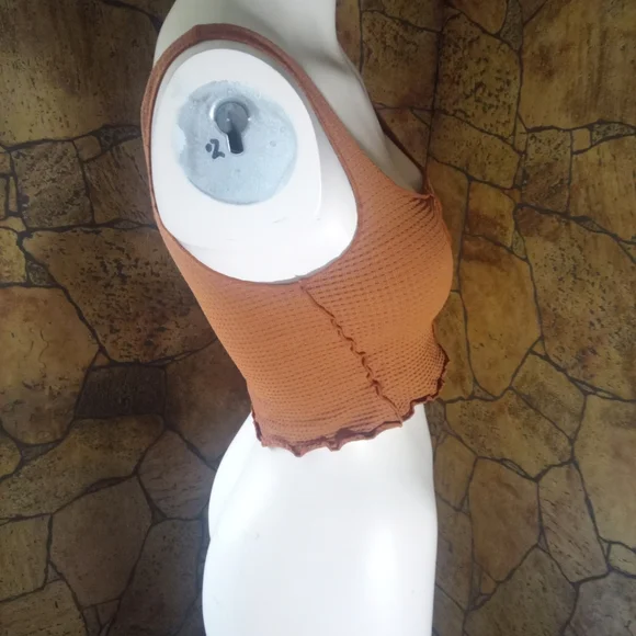 Garage Rust Ribbed Tank Top - Picture 3 of 4